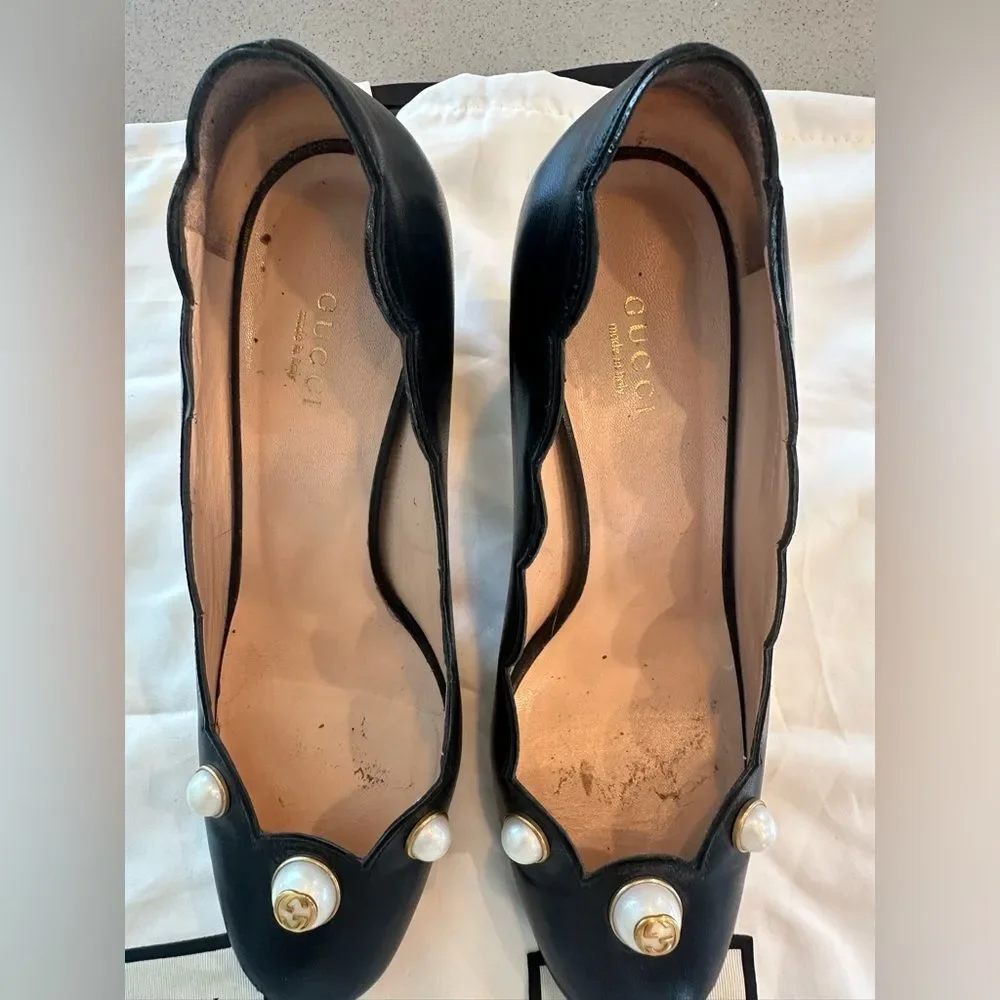 Gucci black scalloped